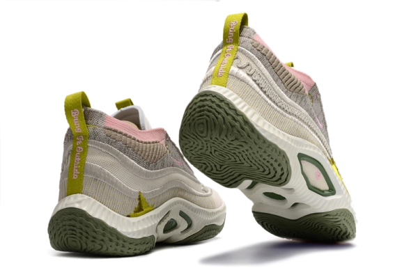 2E24FE8C-4D75-4012-A258-01C67E5F197C