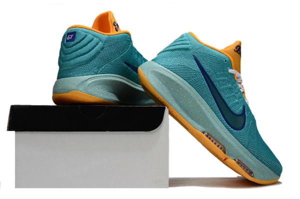 Nike GT Hustle 3 зелено желтые-купить в time2win.ru